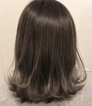 ミディアム カラー Cecilhair セシルヘアー神戸元町のヘアスタイル