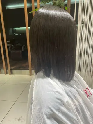 ミディアム 森本 梨水のヘアスタイル