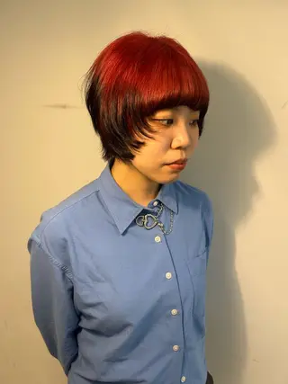 ショート カラー 大長 広菜のヘアスタイル