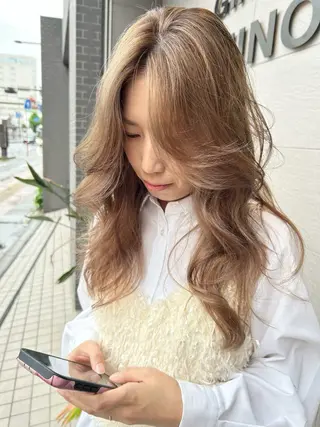 ロング カラー ご予約はインスタ のみ🌿@n7g10のヘアスタイル