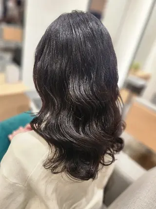 パーマ セミロング 💜艶髪カラー💜 🎶富川美希🎶のヘアスタイル