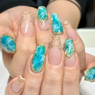 ネイル VOGUE ×SWANのネイルデザイン