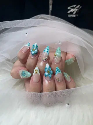 ネイル NiJi Nailsのネイルデザイン