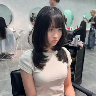 セミロング 韓国特化🇰🇷千葉 /レイヤーカット竜生のヘアスタイル