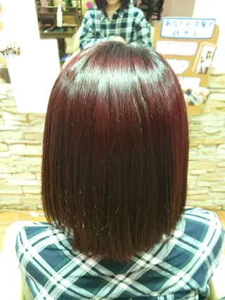 ミディアム カラー 山口 彩海のヘアスタイル