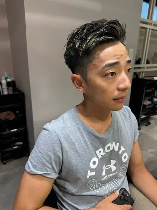 ショート カラー メンズ 似合う髪型見つけます AYAKAのヘアスタイル
