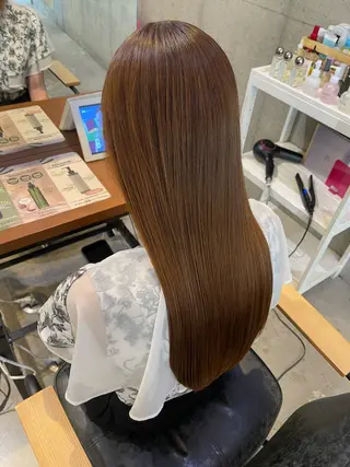 ロング 平栗 篤のヘアスタイル