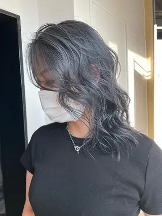 ロング カラー YUI/ ブリーチカラー🌷のヘアスタイル