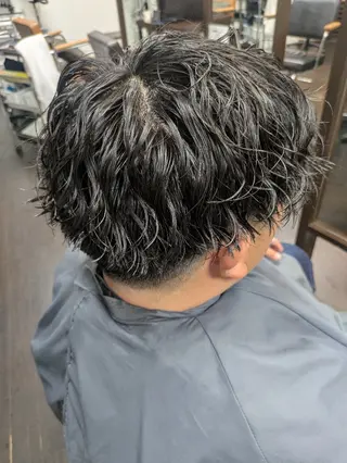 メンズ ショート パーマ 西宮で-5歳を提供 する美容師　水野遼のヘアスタイル