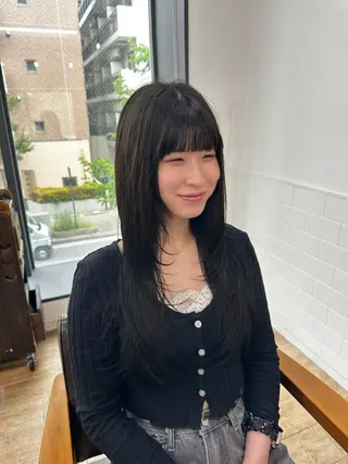 ロング カラー パーマ ヘアアレンジ メンズ キッズ レイヤーカット／ 巻ける縮毛矯正のヘアスタイル