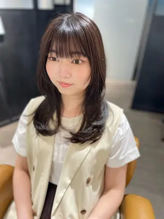 セミロング 梅田縮毛矯正◻︎髪質 改善◻︎細見 了眞のヘアスタイル