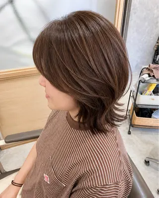 ミディアム カラー 久木原 ゆりのヘアスタイル