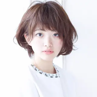 ショート カラー 上田 ヒロツグのヘアスタイル
