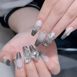 ネイル Queen‘s なんのネイルデザイン