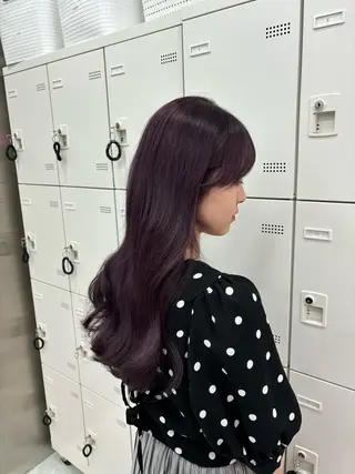 ロング カラー 抜け感レイヤー︴ ニュアンスカラーのヘアスタイル