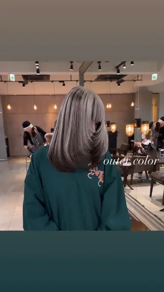 セミロング カラー 💜ハイトーン💛 マジカルかいちゃんのヘアスタイル