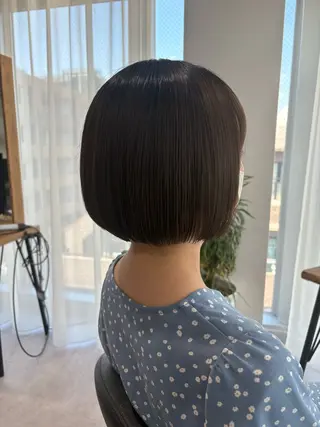 ショート aina / n.w.hのヘアスタイル