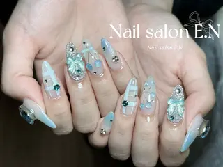 ネイル E.N🦋 長さ出し/持ち込みのネイルデザイン