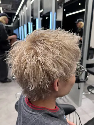 ショート カラー スパイキーショート 長谷野真吾のヘアスタイル