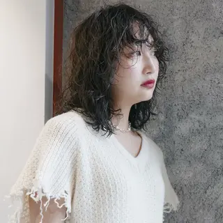 ミディアム パーマ ﾌﾞﾚｲｽﾞ˚✧₊⁎ ﾚｲﾔｰToriのヘアスタイル