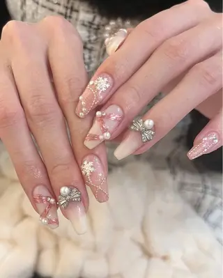 ネイル Nail salon Rhonaのネイルデザイン