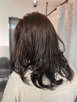セミロング 川畑 花菜のヘアスタイル