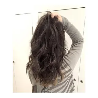 ミディアム セミロング ロング カラー ハイトーンブリーチ 土坂 由志【京都】のヘアスタイル