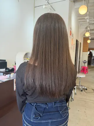 カラー LUCK モミジのヘアスタイル