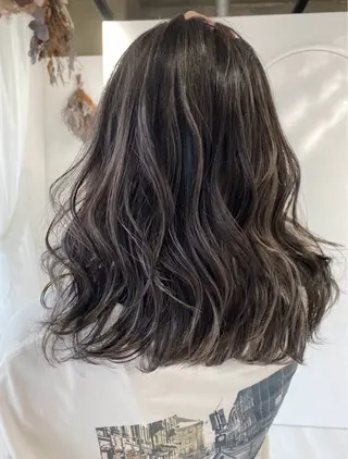 セミロング れい|髪質改善| カラー|高槻|大阪のヘアスタイル