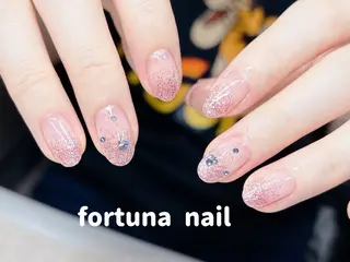 ネイル Nail •Head スパFortunaのネイルデザイン