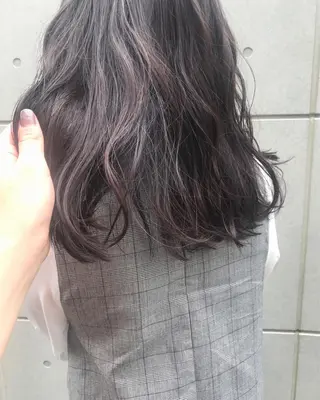セミロング カラー ヘアアレンジ 村田 さやかの眉毛・アイブロウイメージ