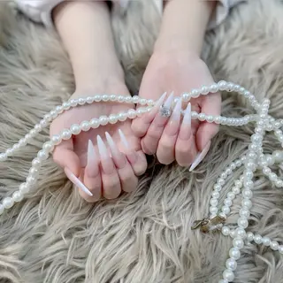 ネイル ベスティオーラ 花香のネイルデザイン
