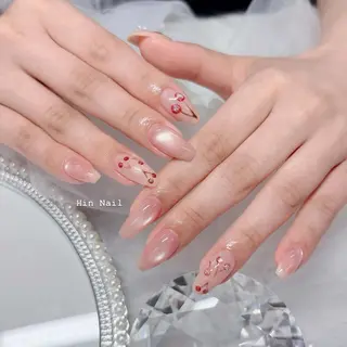 ネイル HIN NAILのネイルデザイン
