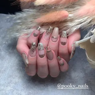 ネイル Pooky nailsのネイルデザイン