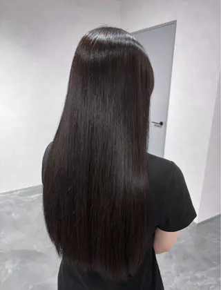 ロング 新井 英美のヘアスタイル