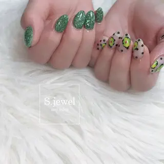 ネイル S. JEWELのネイルデザイン