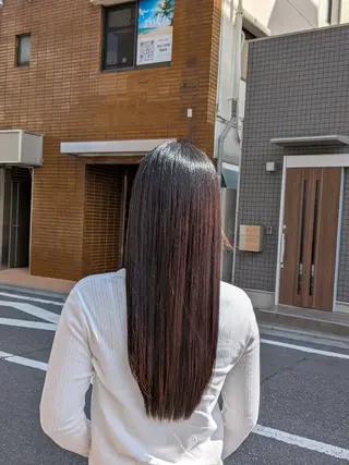 ロング 佐々木あきこ 髪質改善ストレートのヘアスタイル