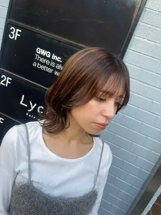 ミディアム 高石 未唯のヘアスタイル