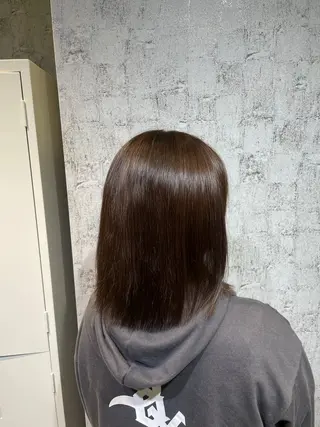ミディアム 赤み消し艶カラー🌱 DAIGOのヘアスタイル