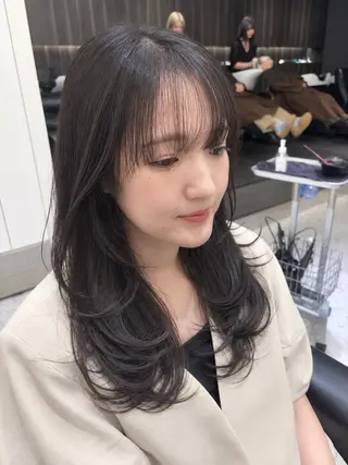 ロング 山田 ひかりのヘアスタイル