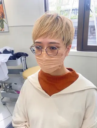 ショート カラー 渋谷  中性ヘア あかりのヘアスタイル