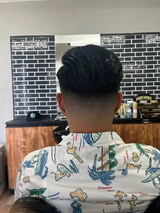 ショート メンズ 橋本 拳史郎のヘアスタイル