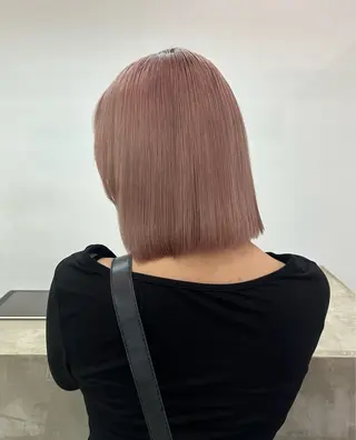 ショート カラー YOSHINO AIKOのヘアスタイル