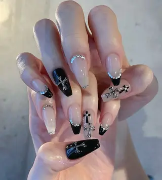 ネイル R Nailのネイルデザイン