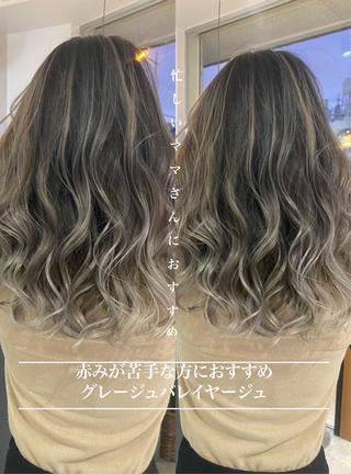 ミディアム 岸川 恭子のヘアスタイル