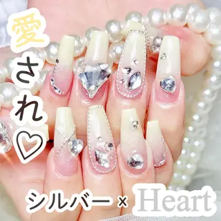 ネイル Hawchumi 💅のネイルデザイン