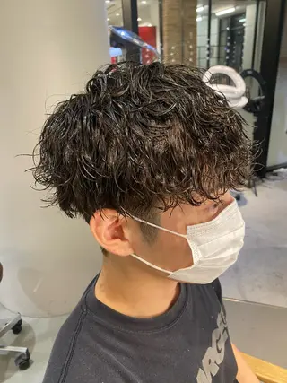 ショート パーマ メンズ unopulir 景山 凌のヘアスタイル