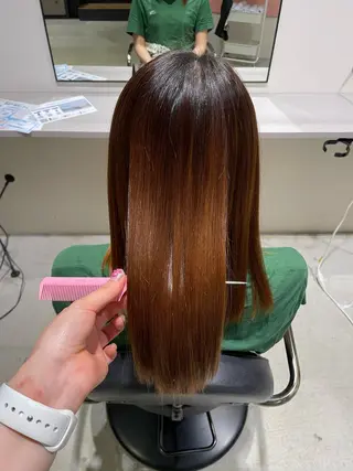 セミロング ないとう ゆうかのヘアスタイル