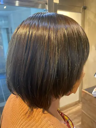 ショート カラー 宍倉 輝信のヘアスタイル
