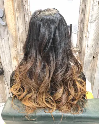 ロング カラー 川野 賢のヘアスタイル